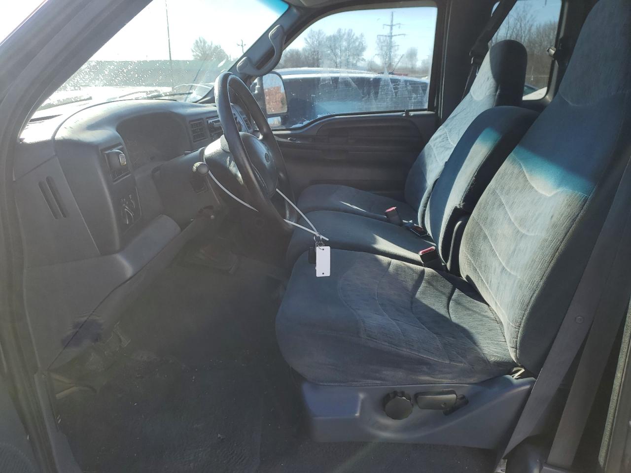 2000 Ford F350 - Image 7