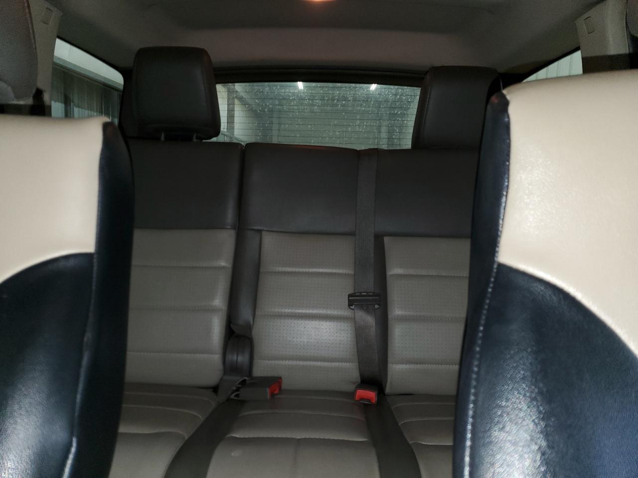 2007 Dodge Nitro - Image 10
