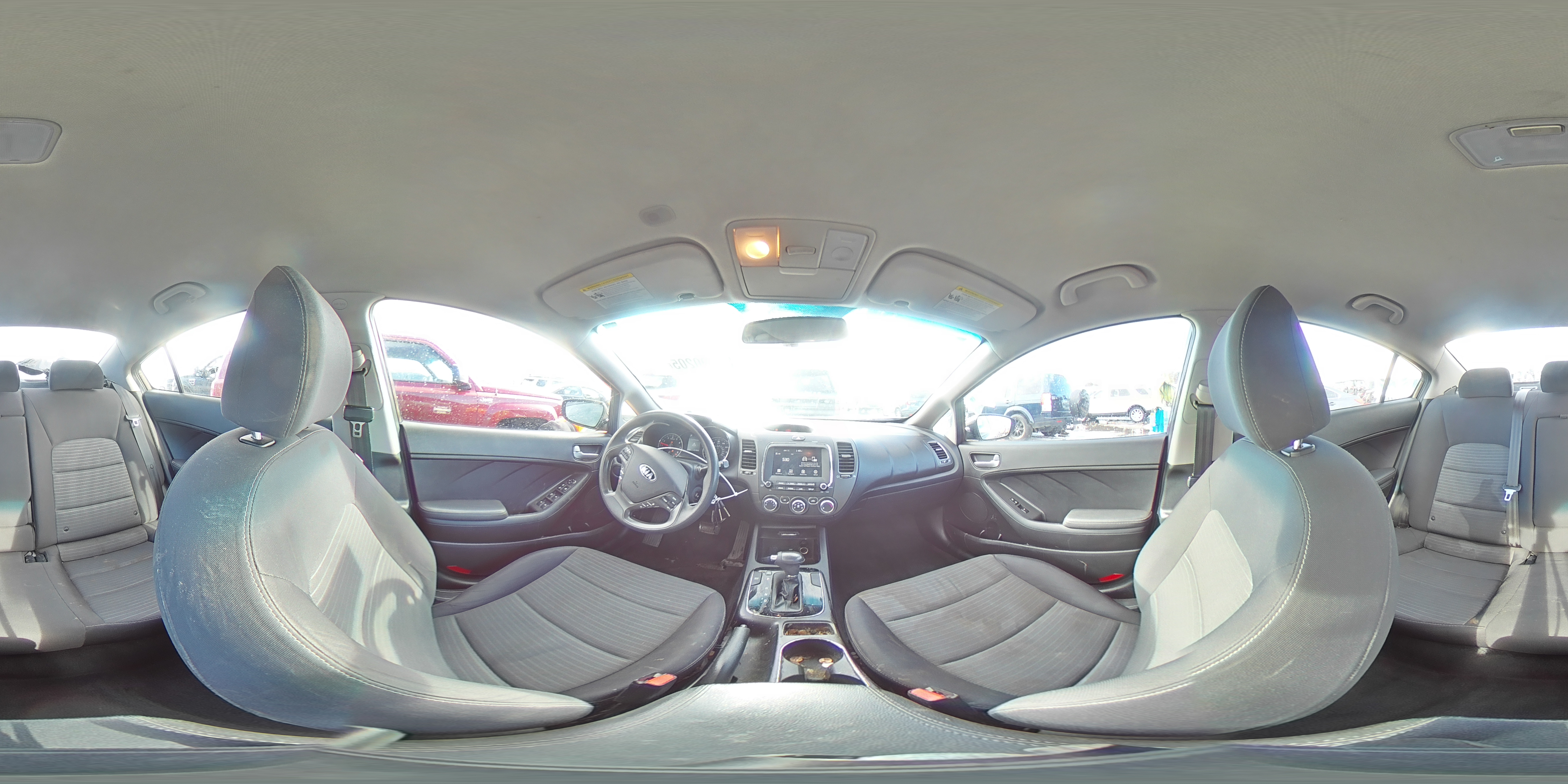 2018 Kia Forte - Image 15