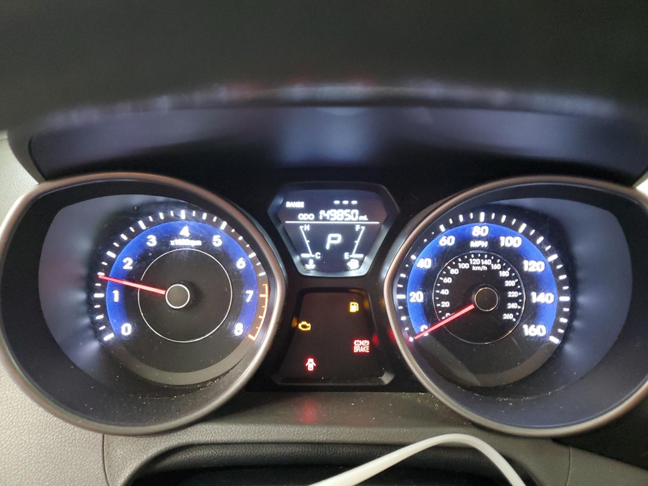 2013 Hyundai Elantra - Image 9