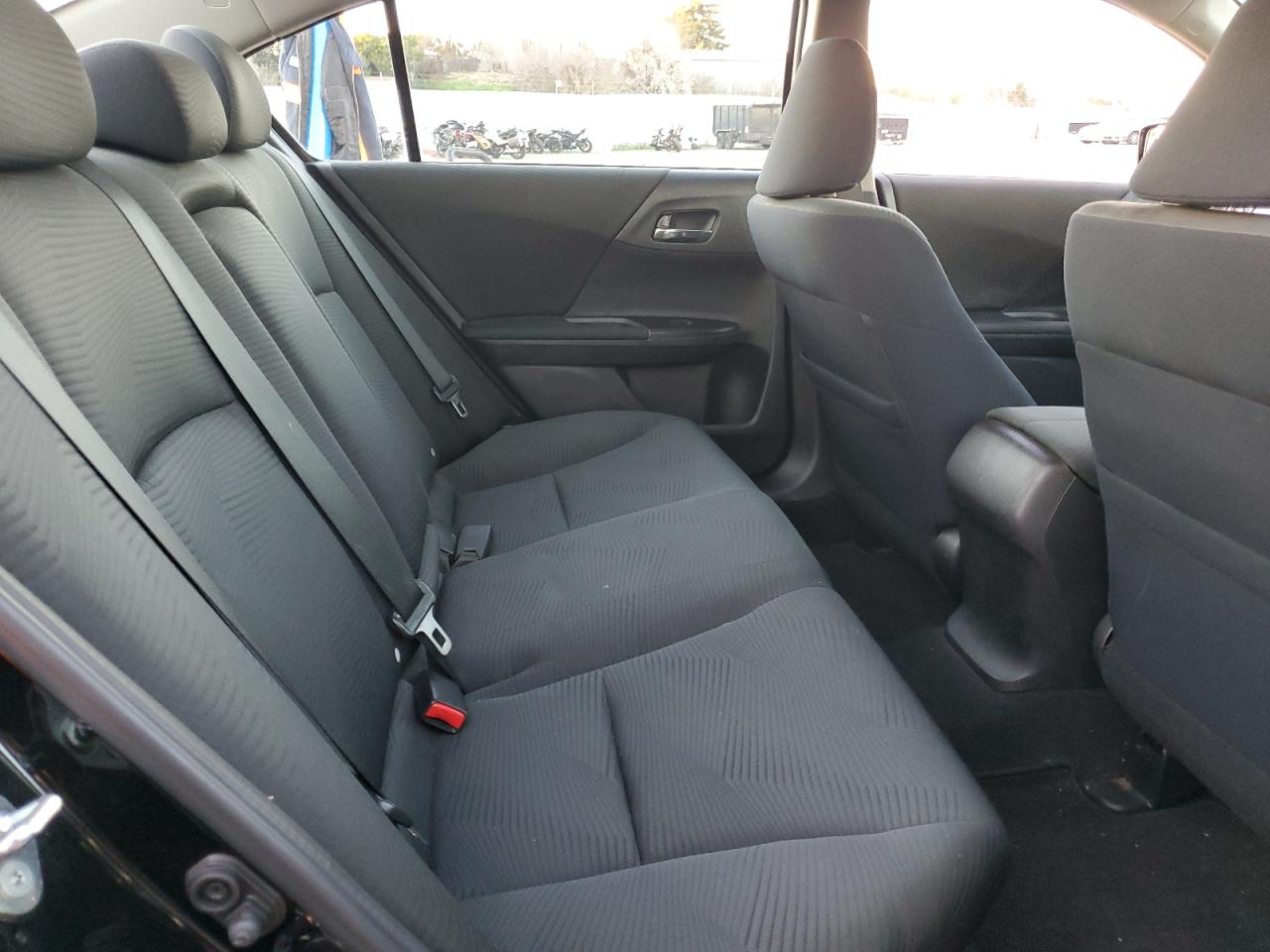2015 Honda Accord - Image 10