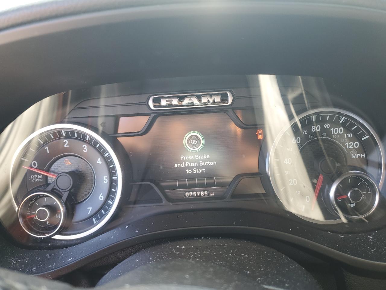 2020 RAM 1500 - Image 9