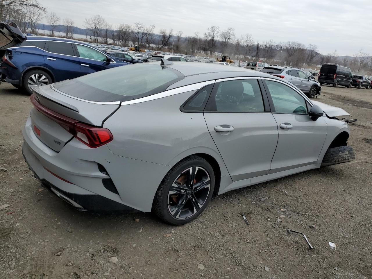 2021 Kia K5 - Image 3