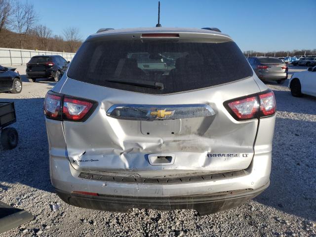 Паркетники CHEVROLET TRAVERSE 2015 Сріблястий