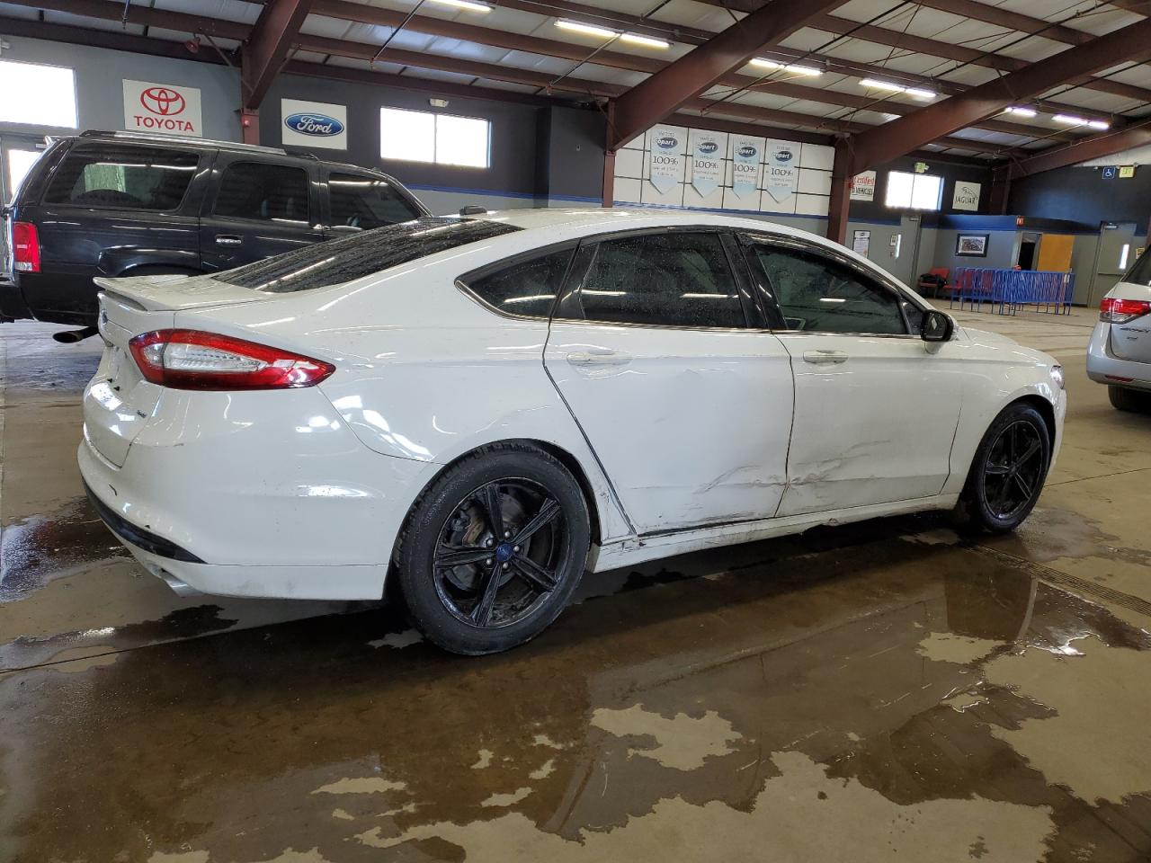 2016 Ford Fusion - Image 3