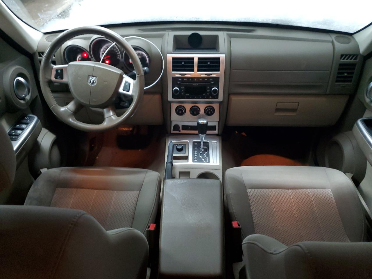 2010 Dodge Nitro - Image 8