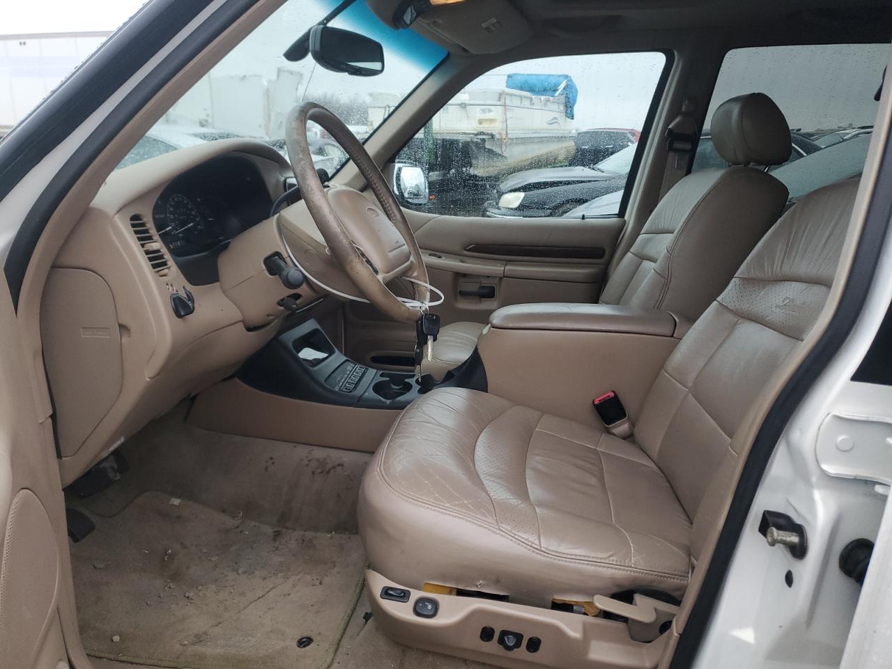 1999 Ford Explorer - Image 7
