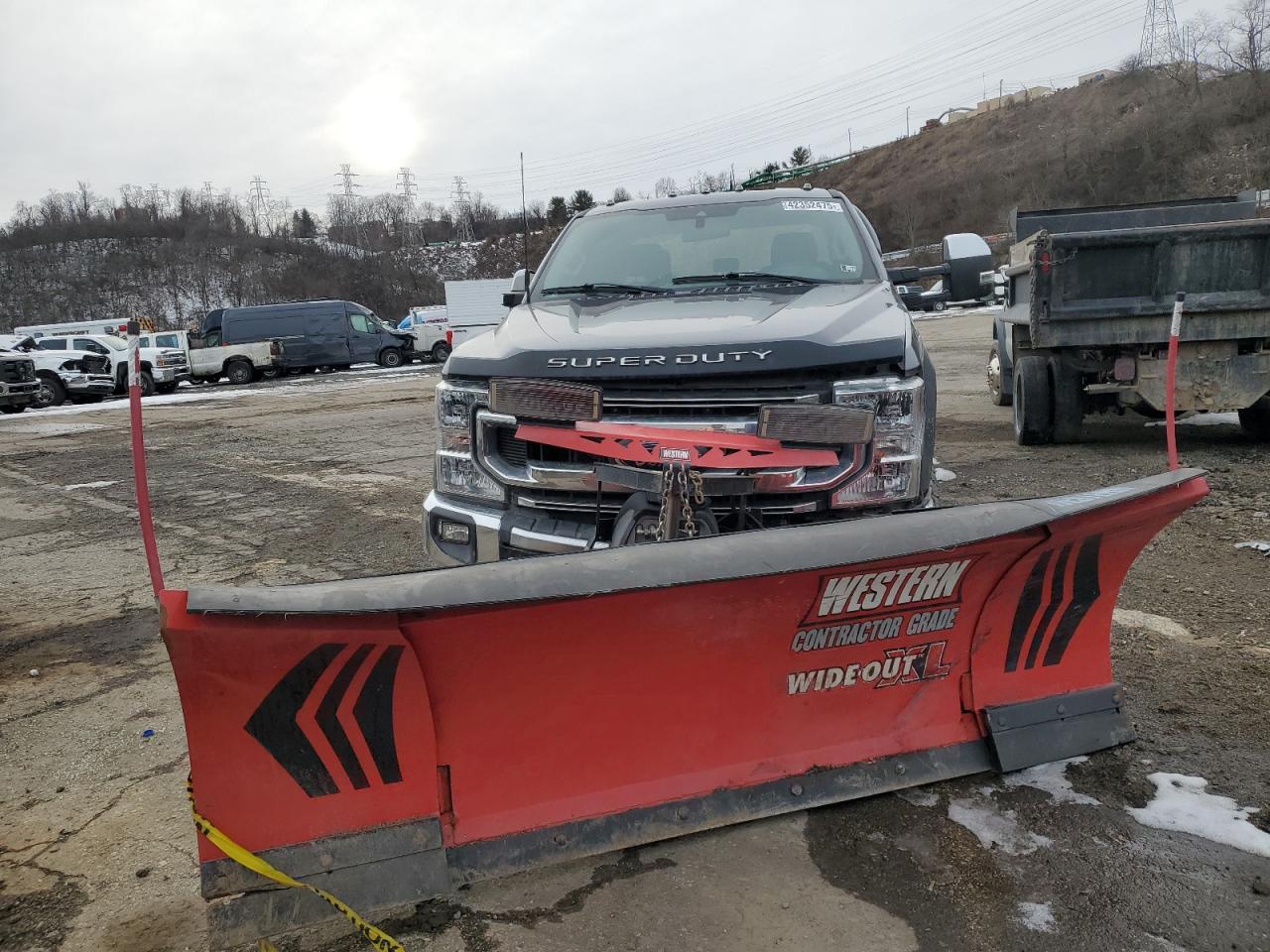 2021 Ford F350 - Image 5