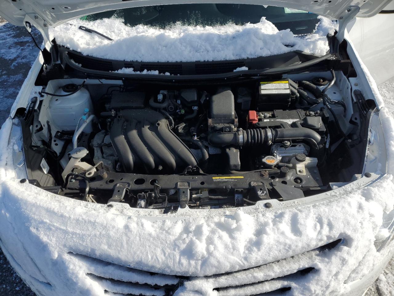 2019 Nissan Versa - Image 13