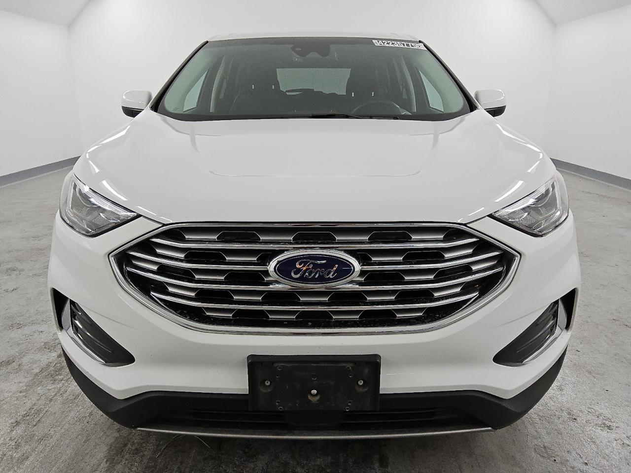 2022 Ford Edge - Image 5