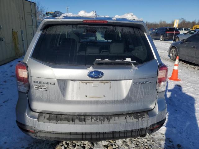  SUBARU FORESTER 2018 Silver