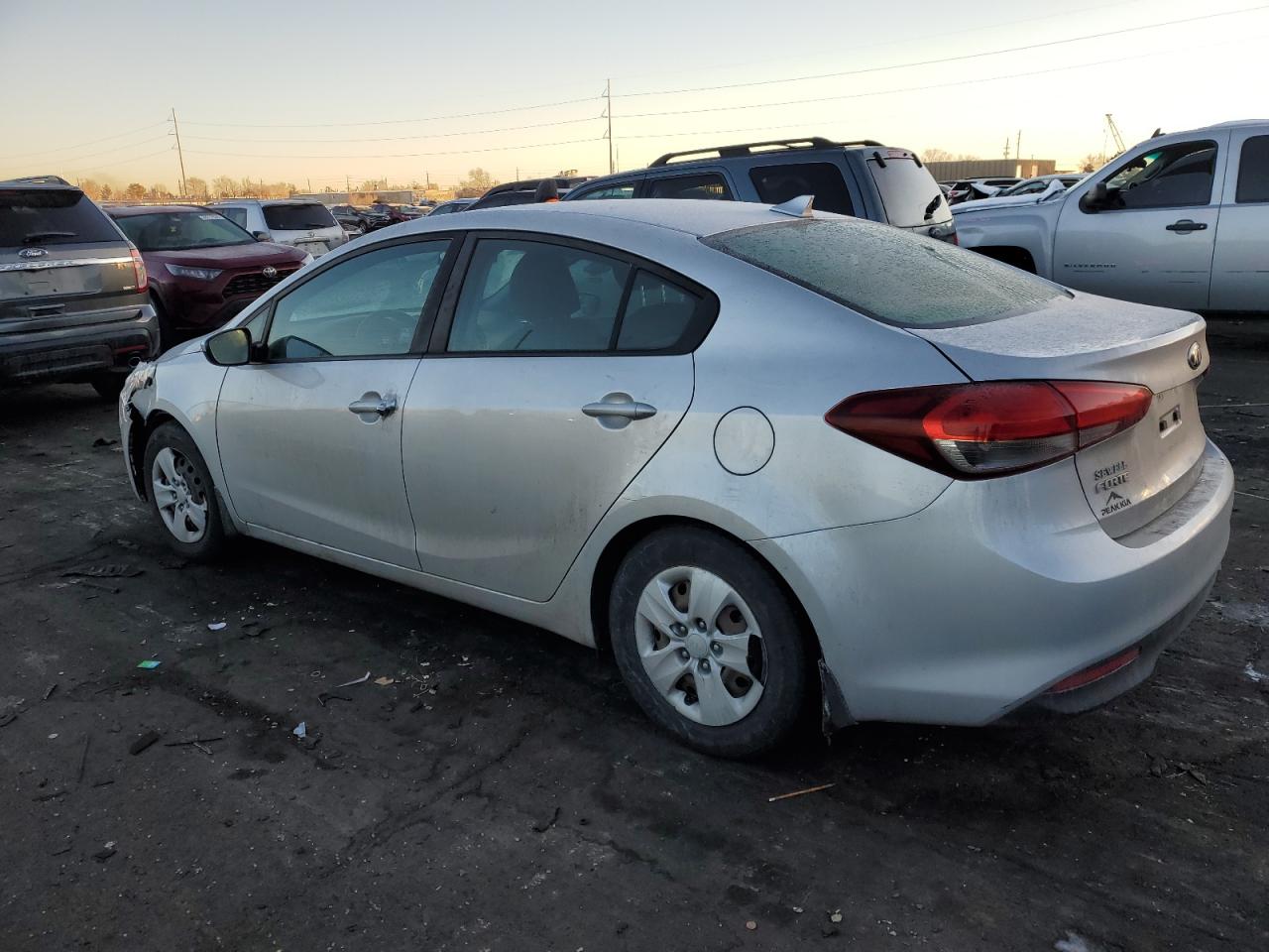 2018 Kia Forte - Image 2