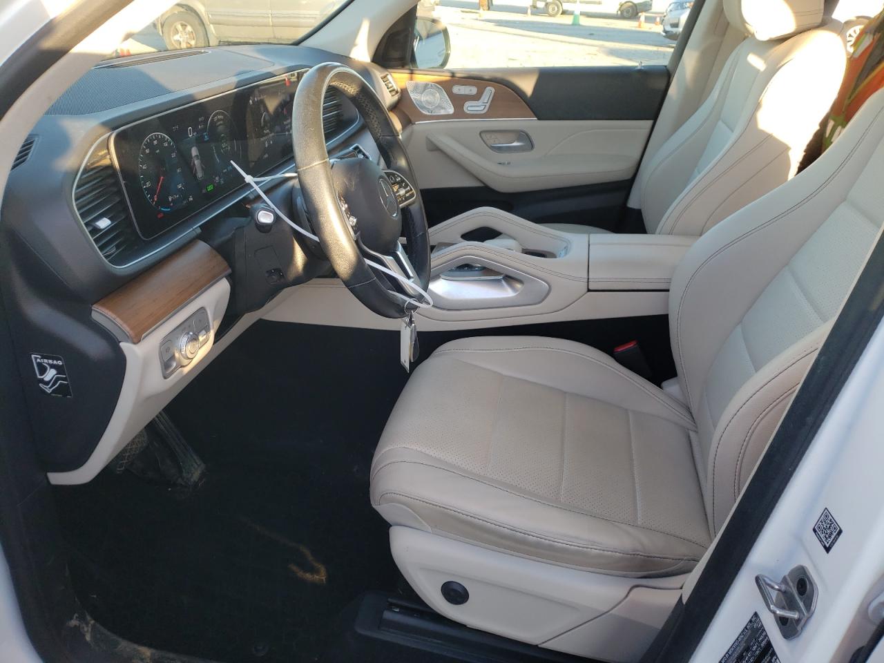 2022 Mercedes-Benz GLE - Image 7