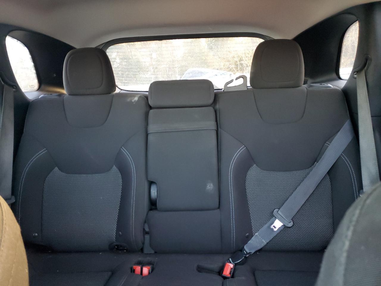 2019 Jeep Grand Cherokee - Image 10