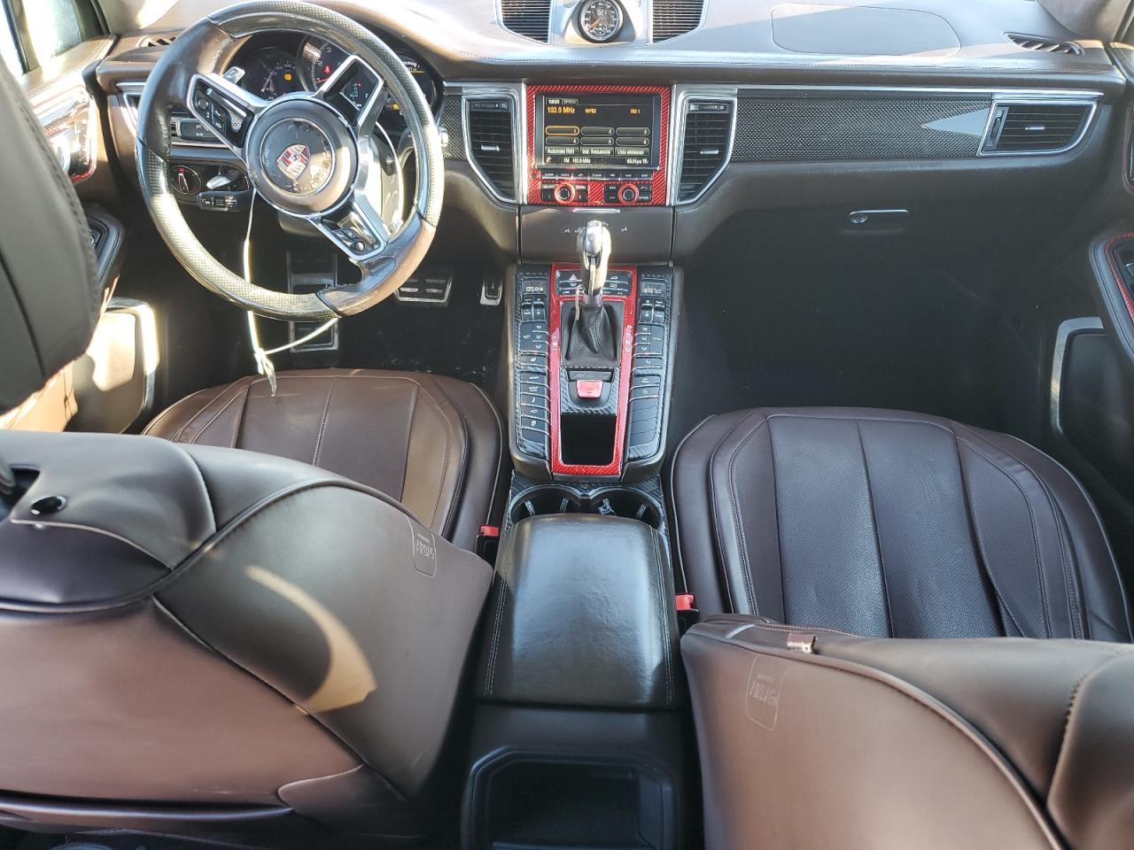 2015 Porsche Macan - Image 8