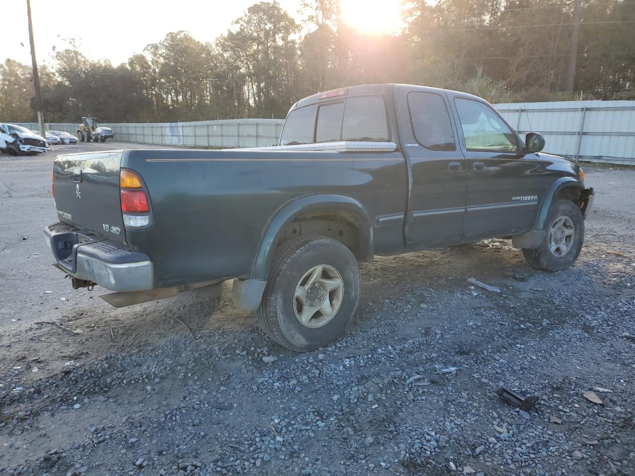 2000 Toyota Tundra - Image 3
