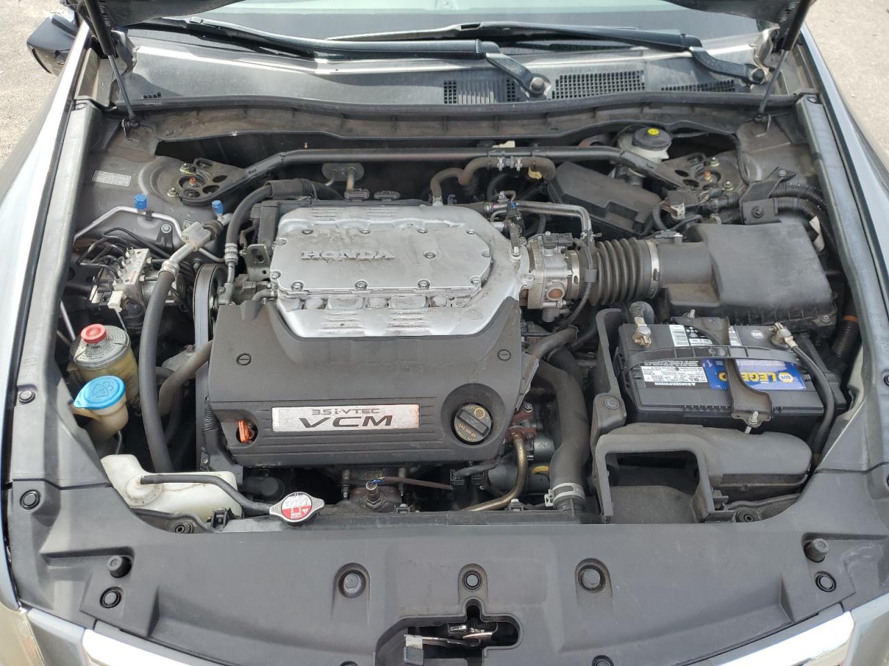 2012 Honda Accord - Image 11
