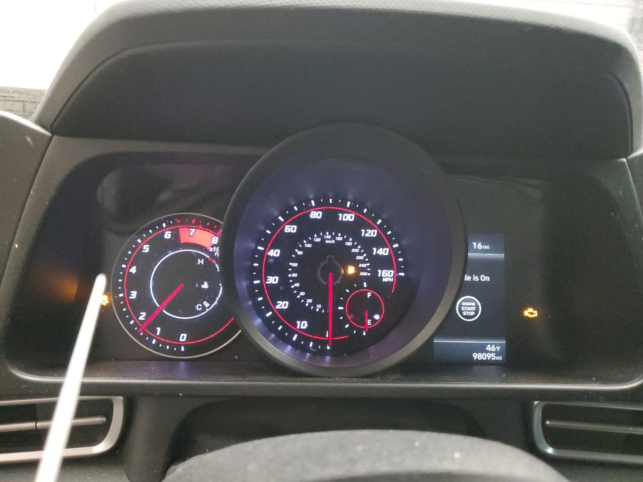 2021 Hyundai Elantra - Image 9