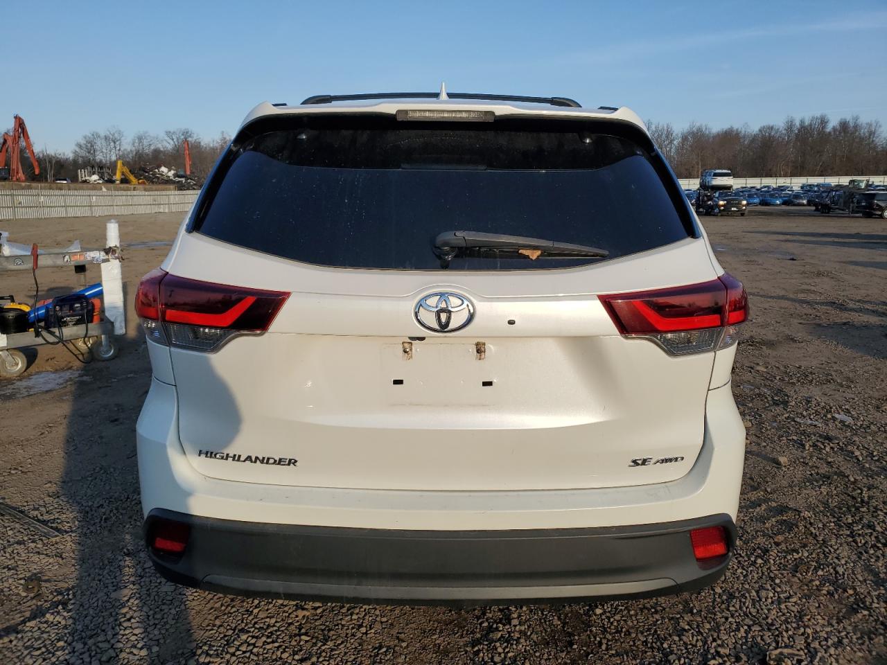 2019 Toyota Highlander - Image 6