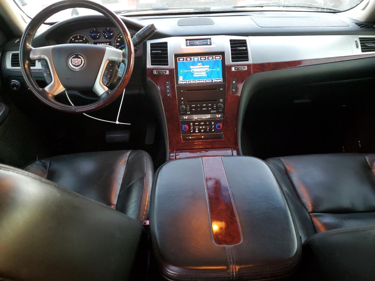 2008 Cadillac Escalade - Image 8