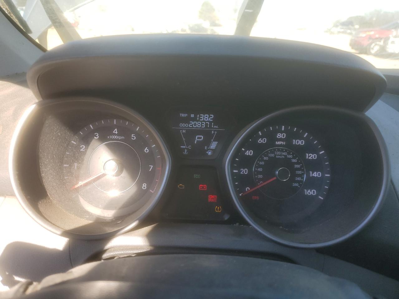 2013 Hyundai Elantra - Image 9