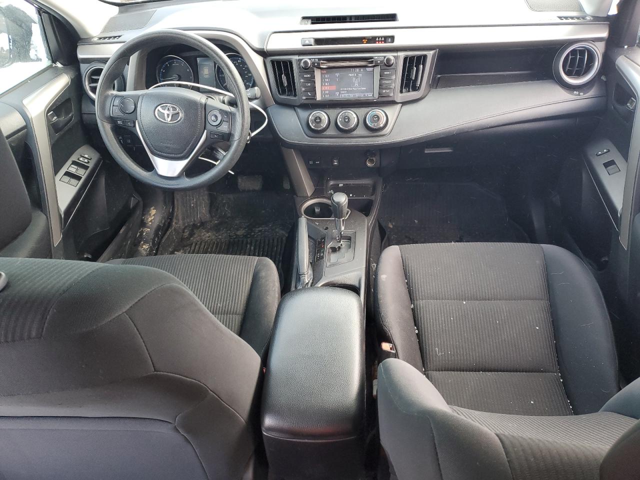 2018 Toyota RAV 4 - Image 8