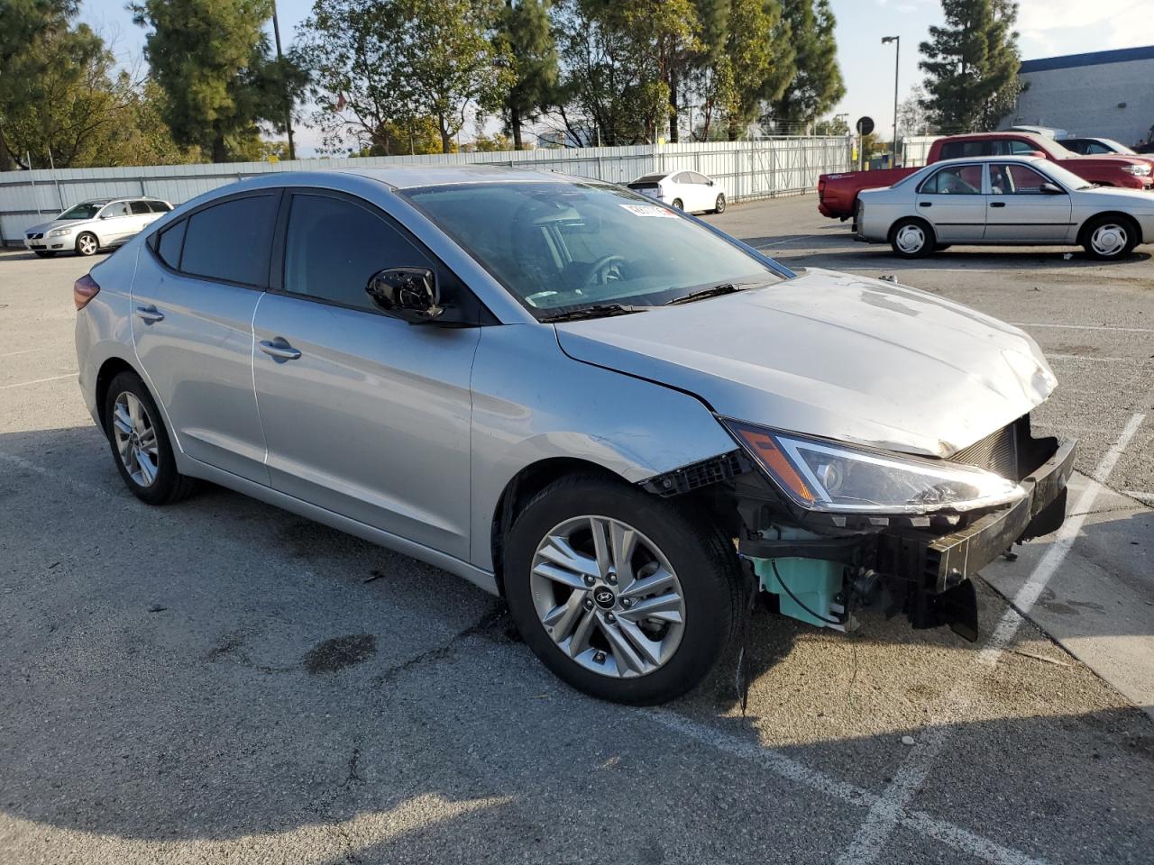2020 Hyundai Elantra - Image 4