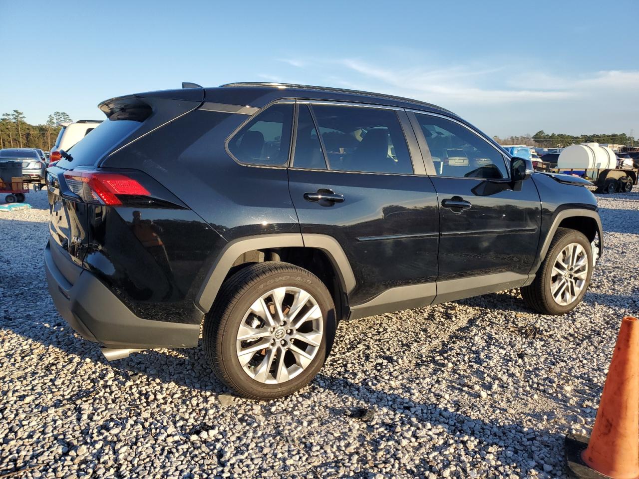 2024 Toyota RAV 4 - Image 3