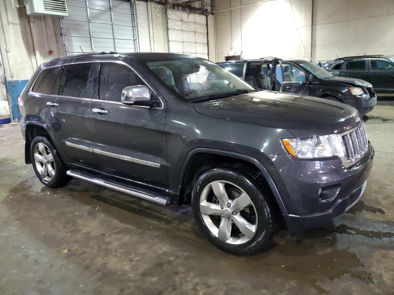 2011 Jeep Grand Cherokee - Image 4