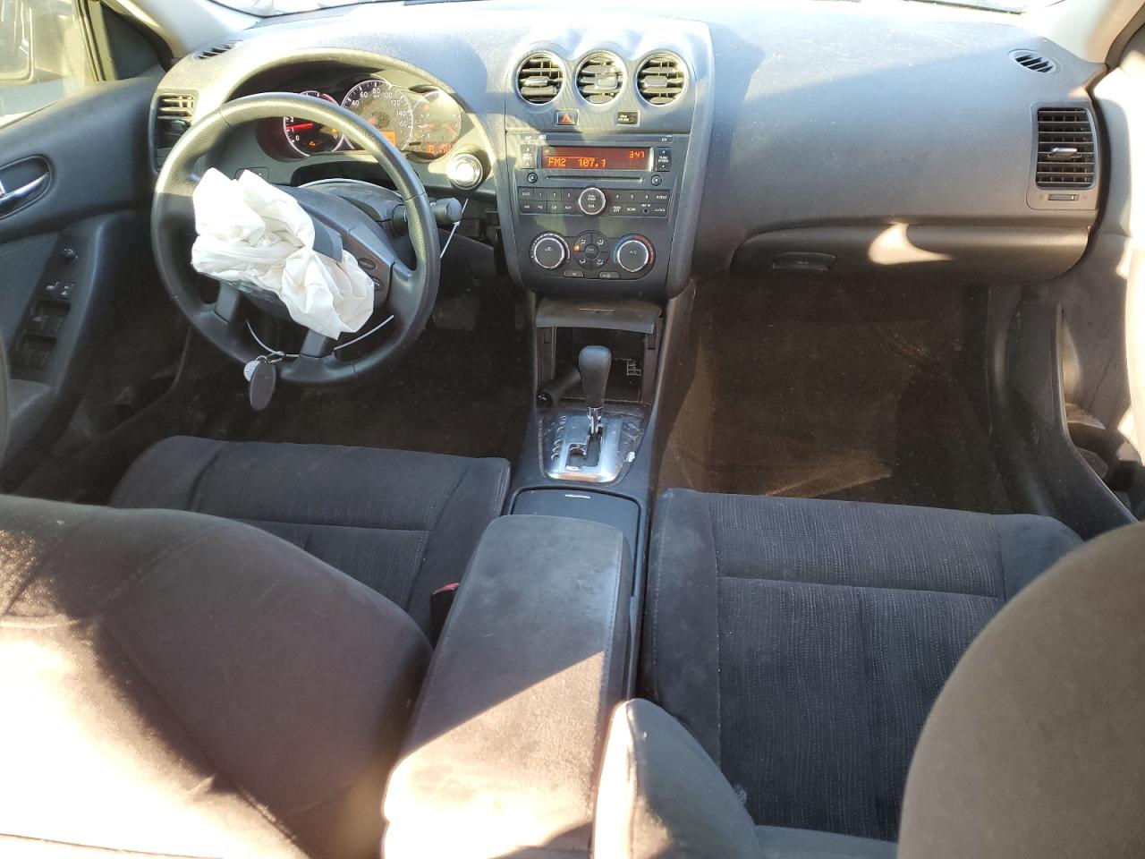2012 Nissan Altima - Image 8