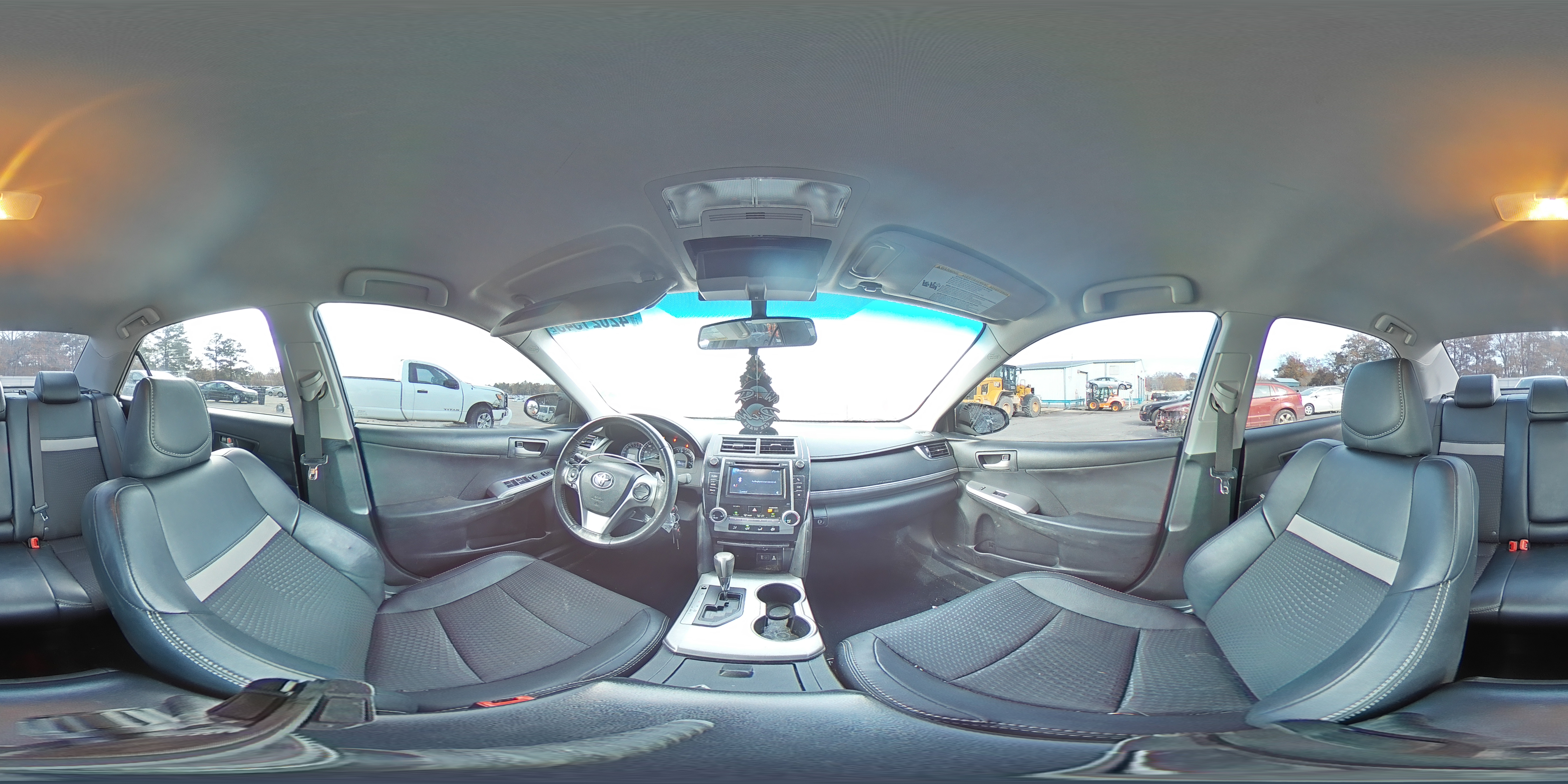 2012 Toyota Camry - Image 15