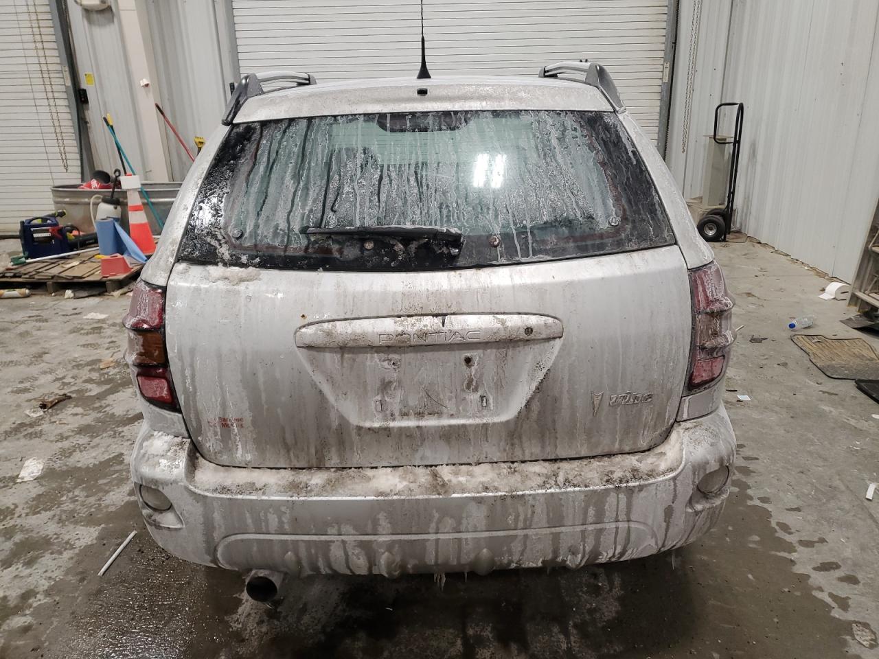 2006 Pontiac Vibe - Image 6