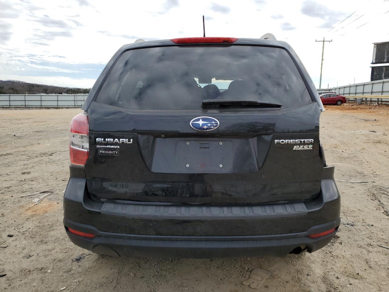 2015 Subaru Forester - Image 6