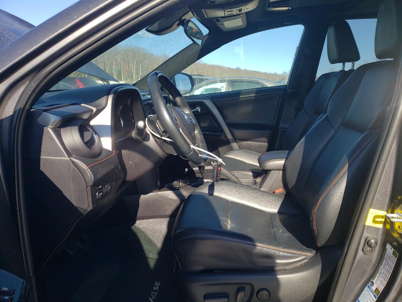 2016 Toyota RAV 4 - Image 7
