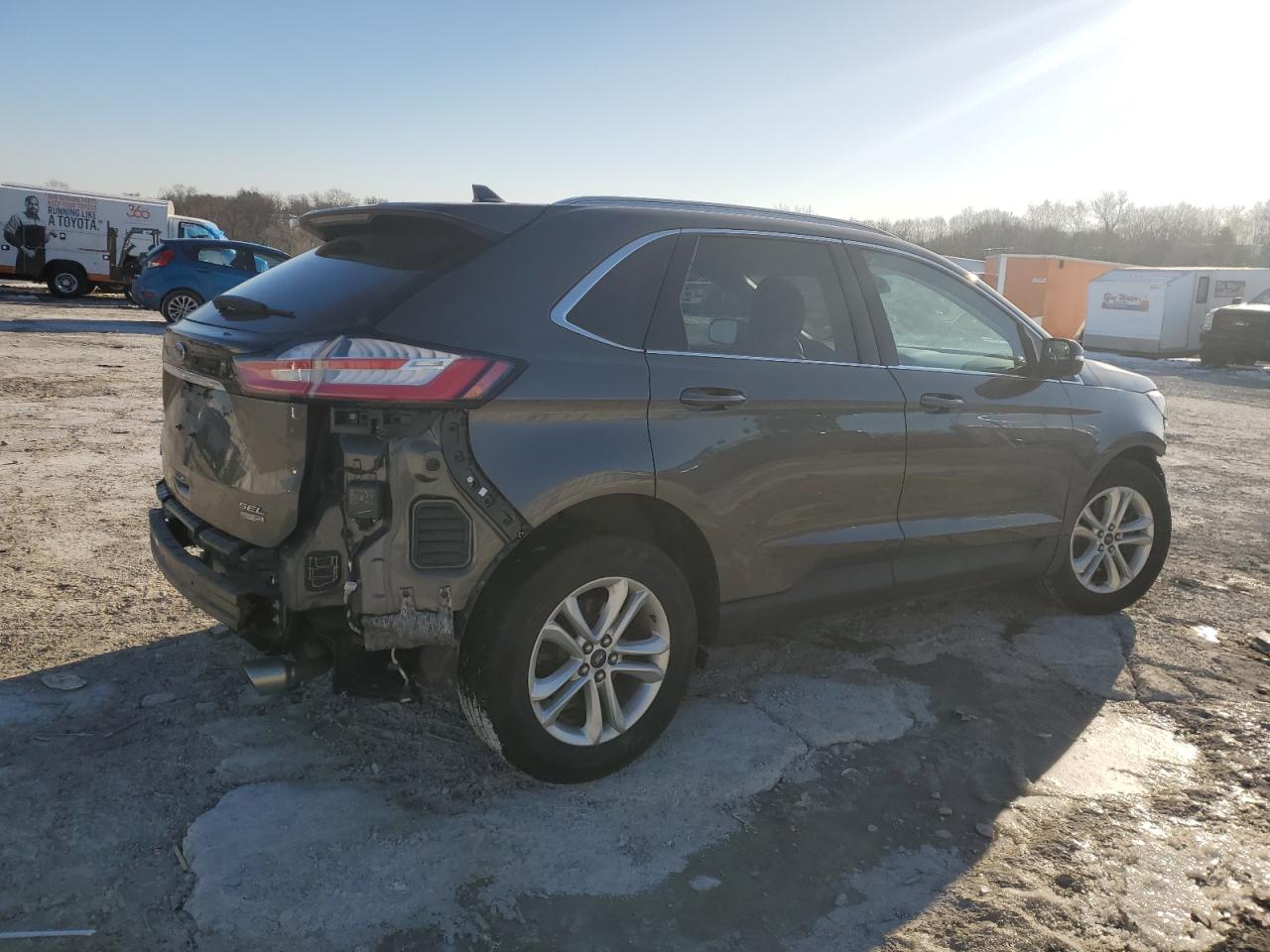 2019 Ford Edge - Image 3