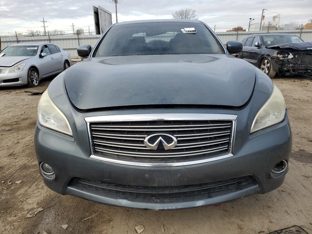 2011 Infiniti M - Image 5