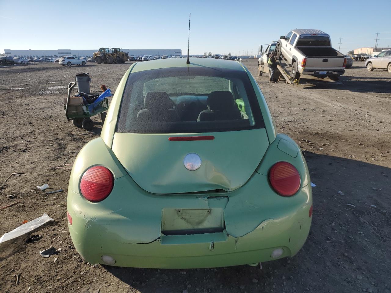 2003 Volkswagen Beetle - Image 6