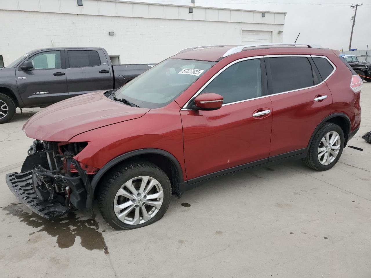 2015 Nissan Rogue - Image 1