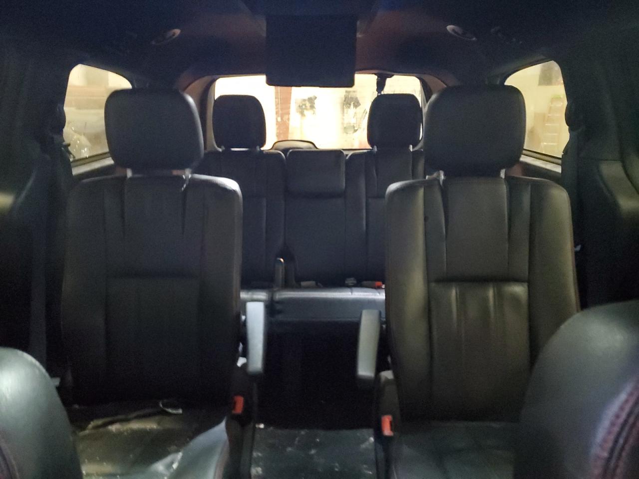 2019 Dodge Caravan - Image 10