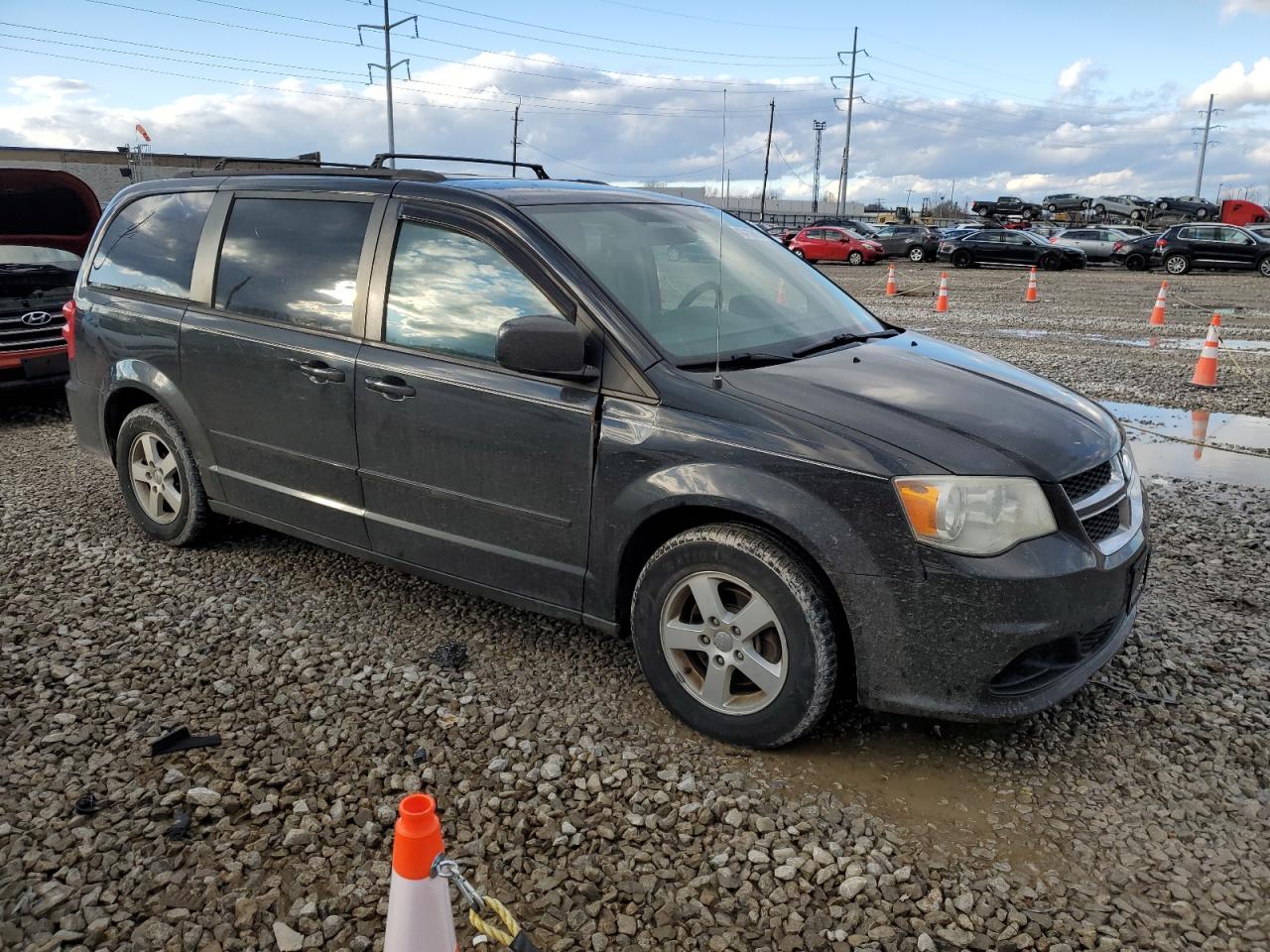 2012 Dodge Caravan - Image 4