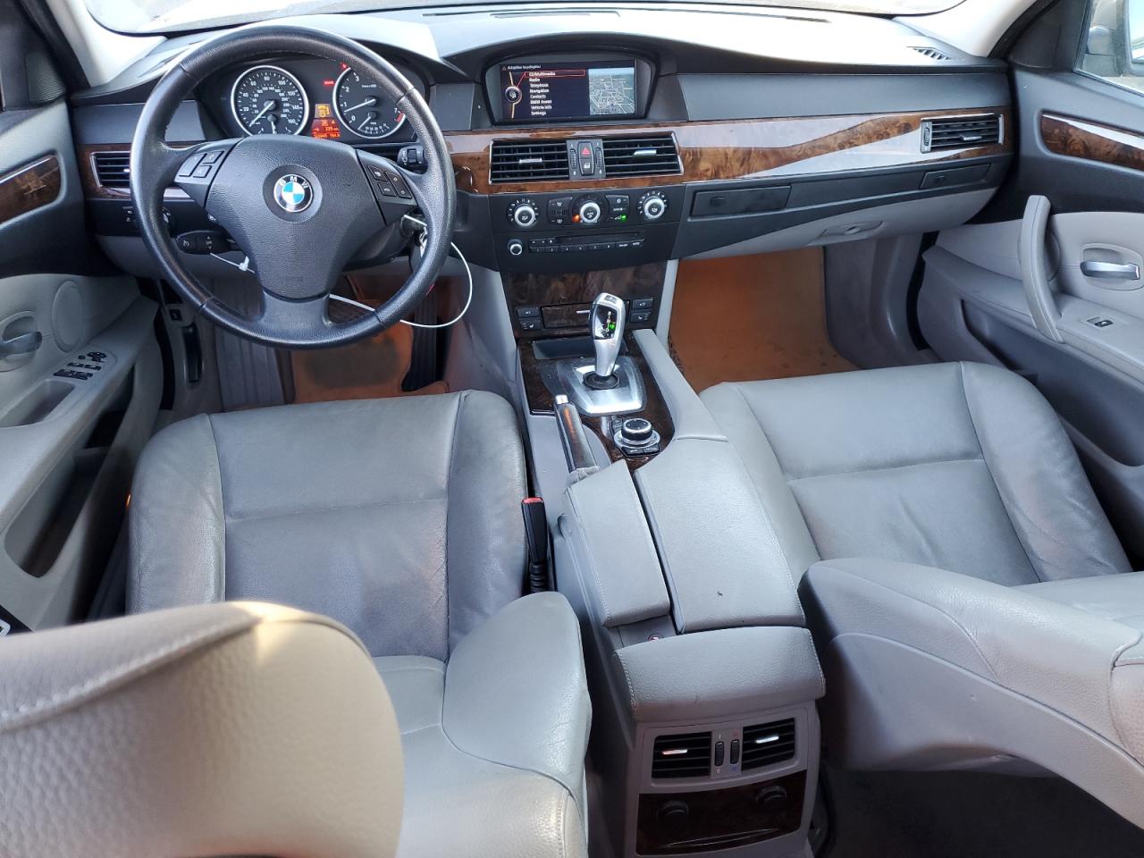 2010 BMW 5er - Image 8