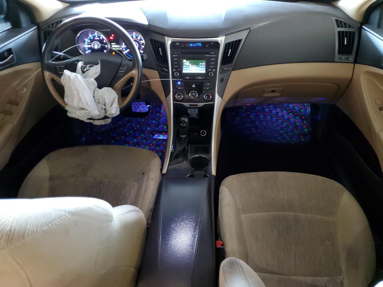 2014 Hyundai Sonata - Image 8