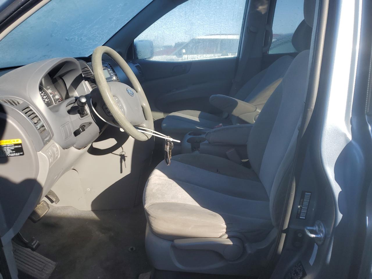 2012 Kia Sedona - Image 7