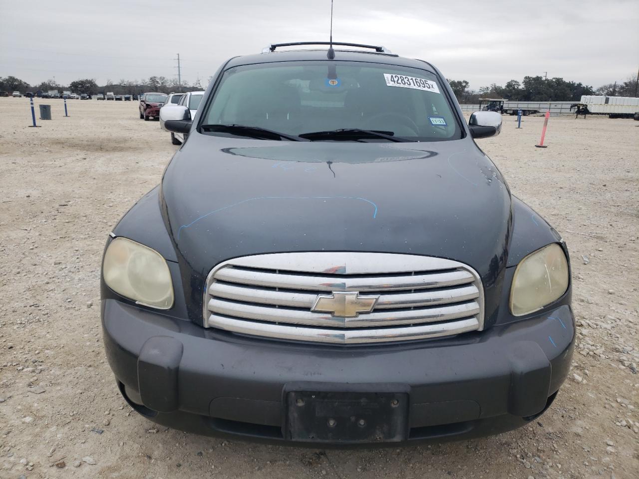 2010 Chevrolet HHR - Image 5