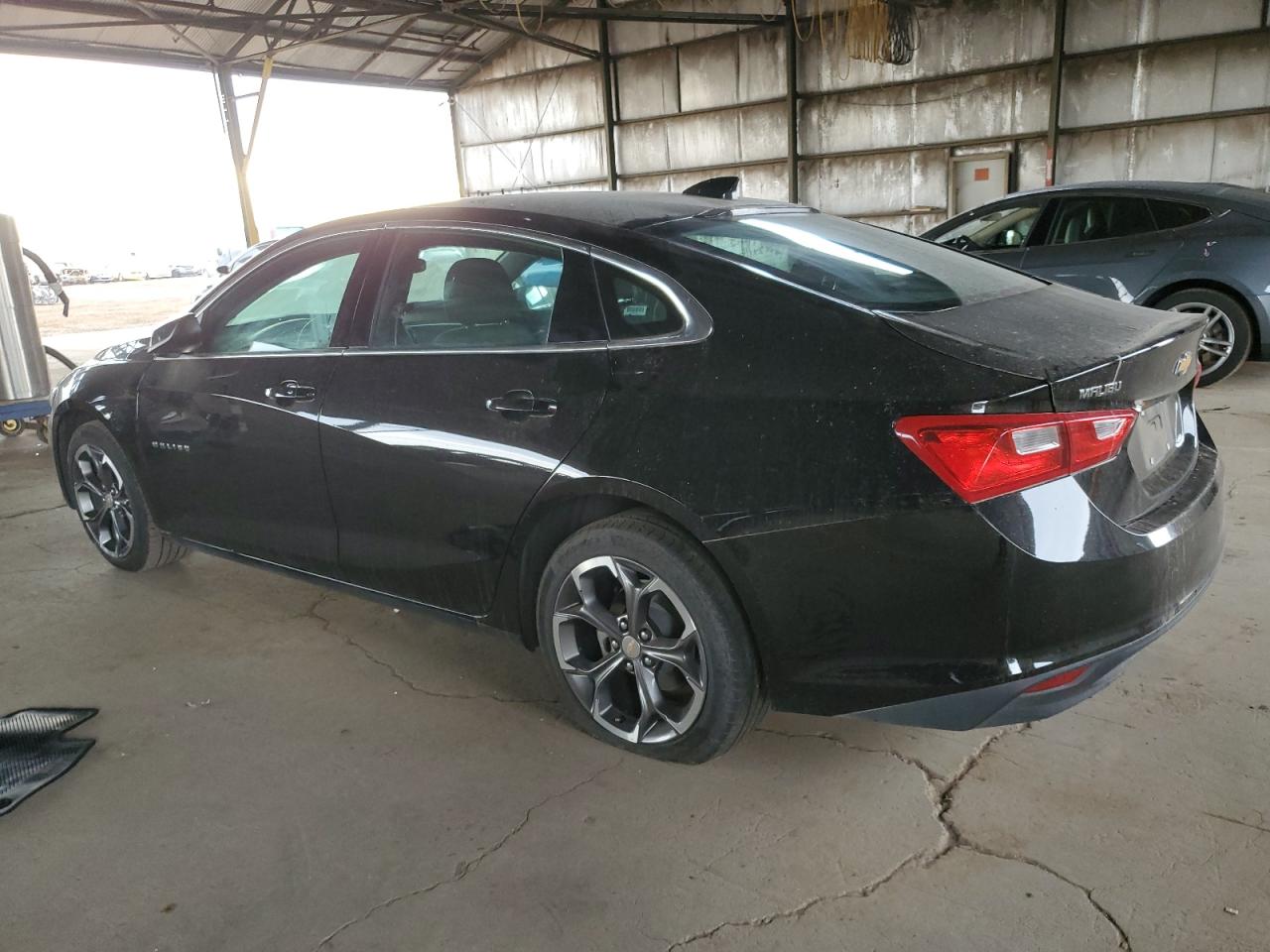 2023 Chevrolet Malibu - Image 2