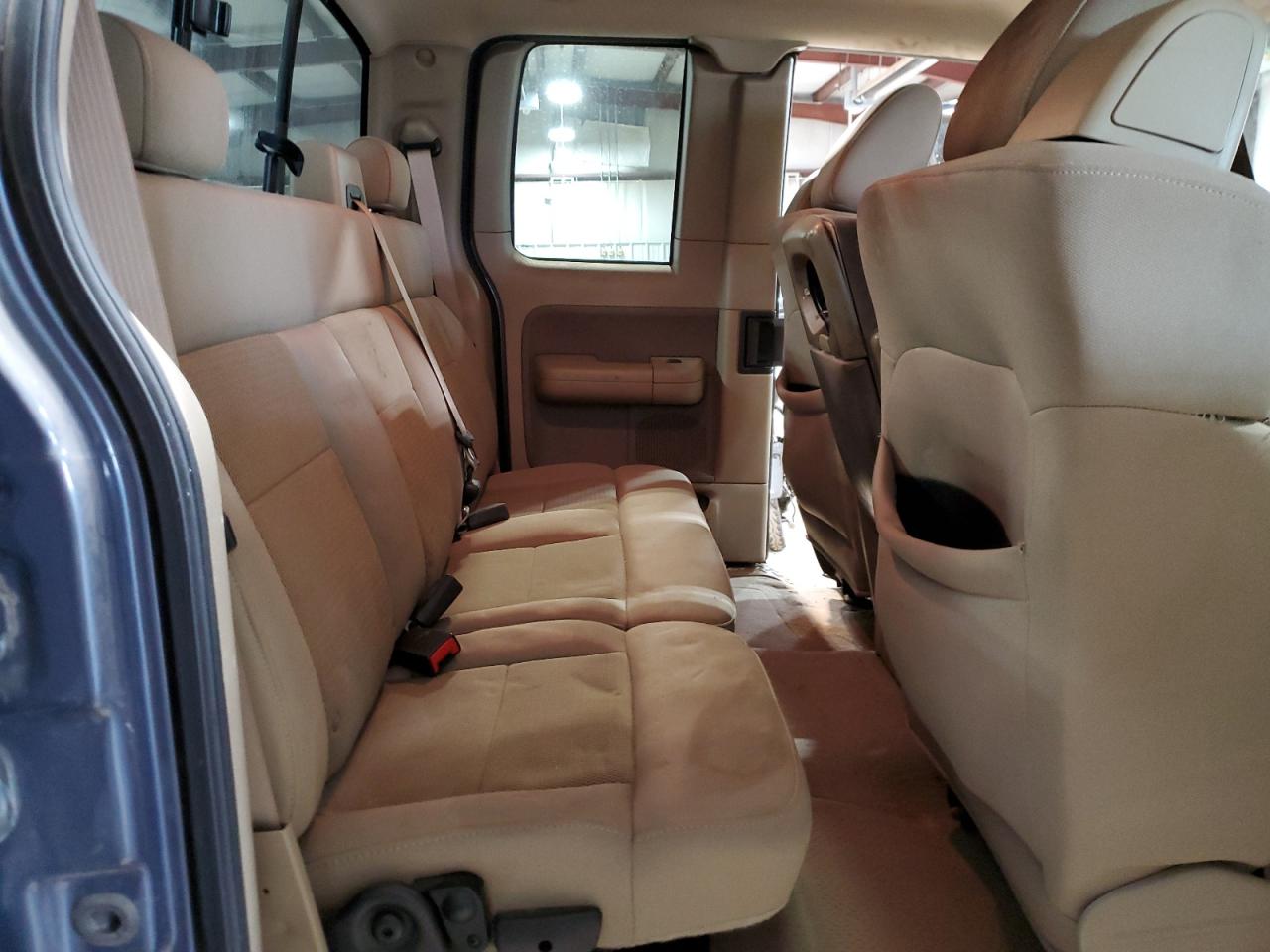 2004 Ford F-150 - Image 10