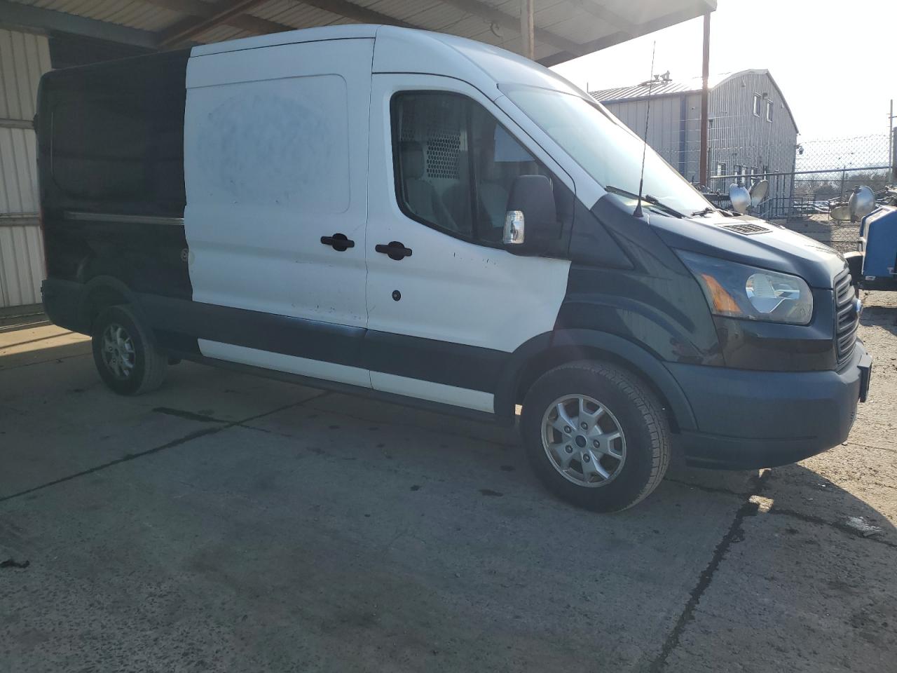 VIN 1FTYR2CM4FKB28225 2015 FORD TRANSIT no.4