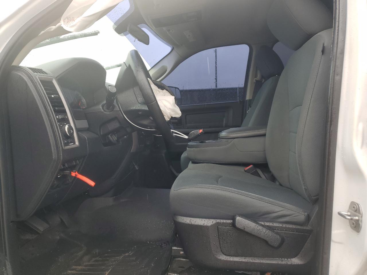 2017 RAM 1500 - Image 7