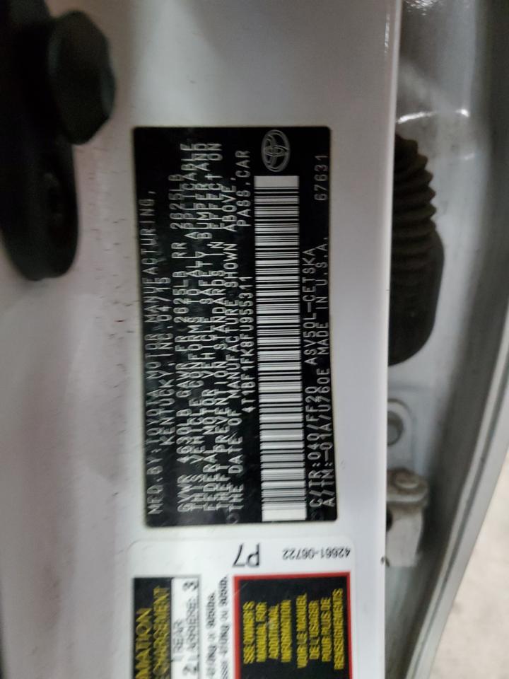 2015 Toyota Camry - Image 14