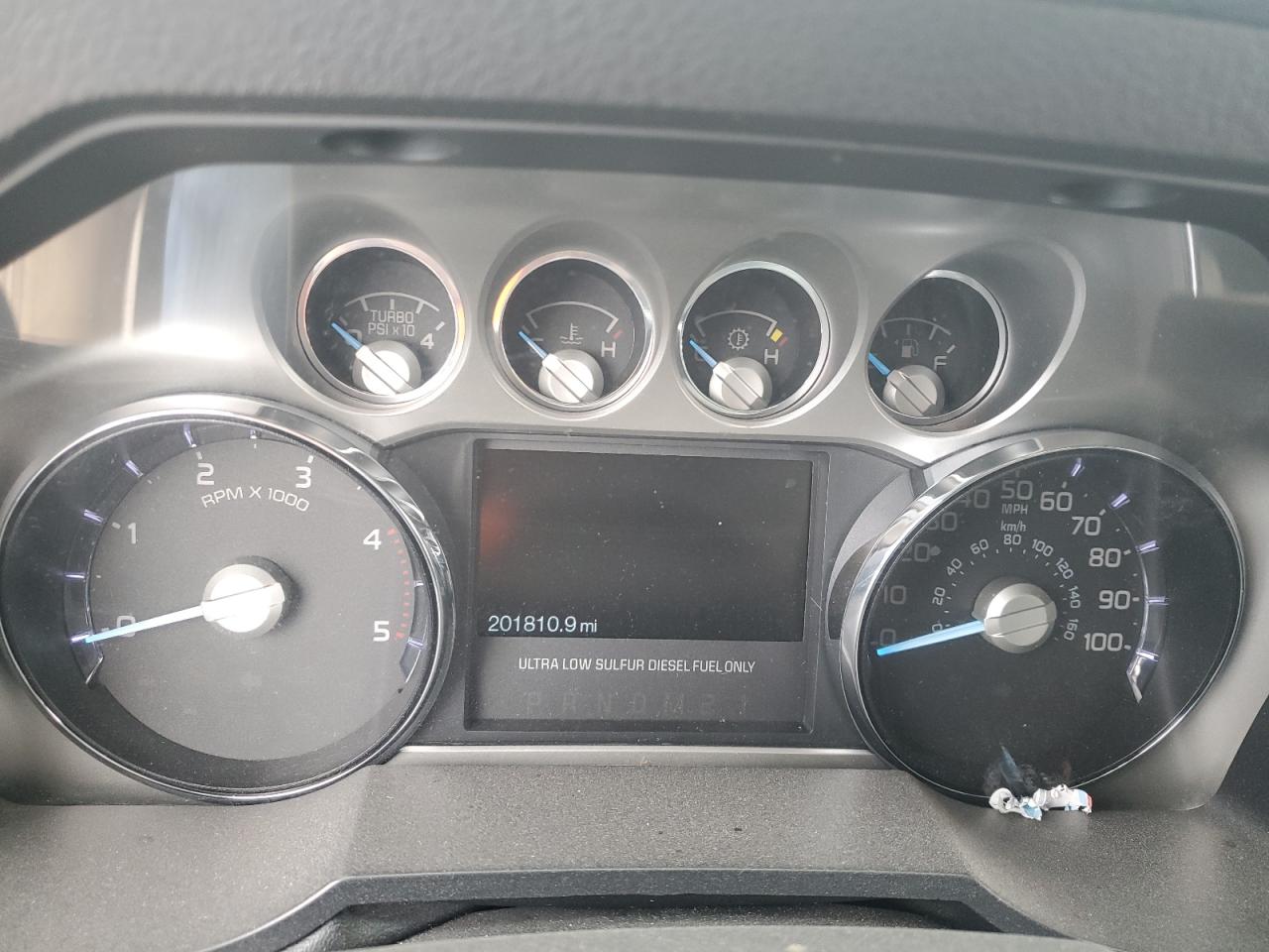 2015 Ford F350 - Image 9